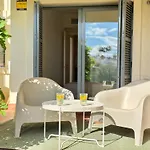 Casa De La Alegria, 3-bedroom House Near Cabopino Beach, * Marbella